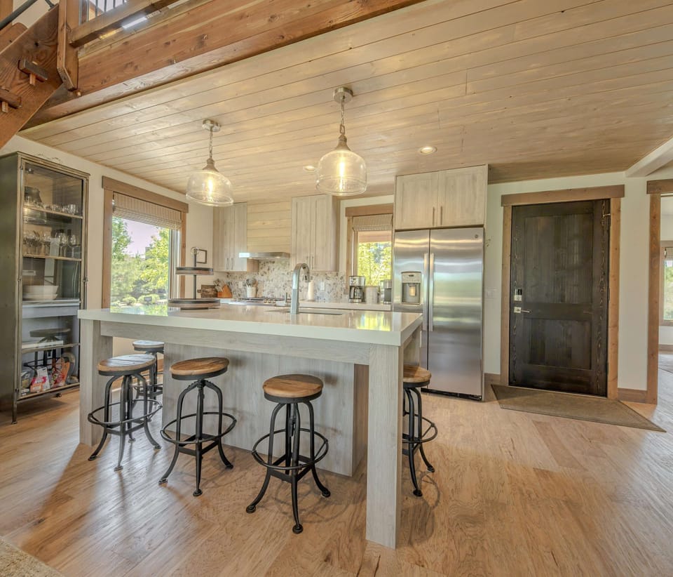 Fully equipped kitchen