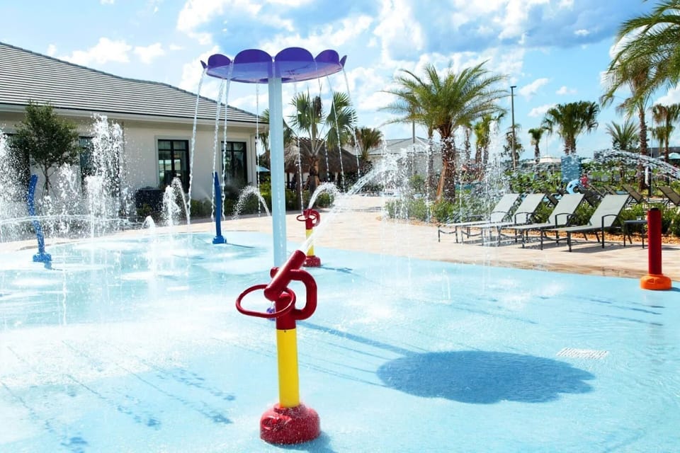 Kids's club,Swimming pool