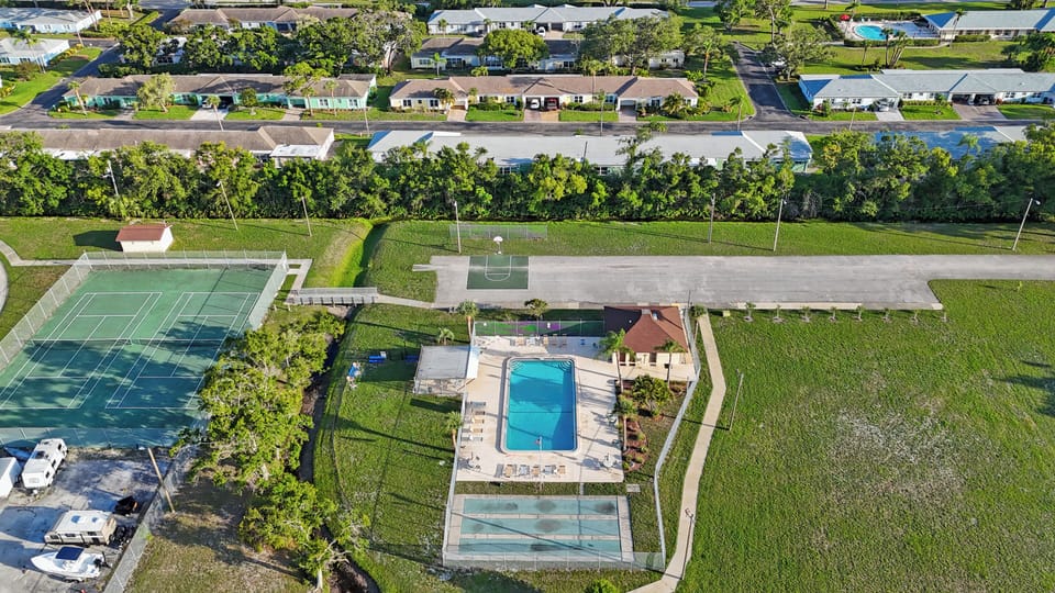 Sport court
