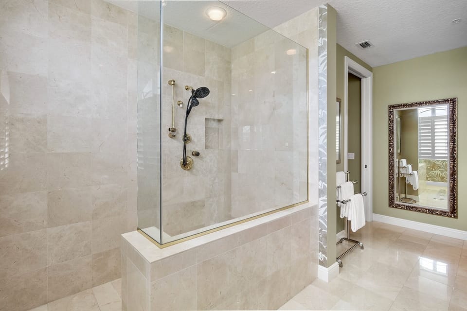 Primary Bathroom, Ensuite