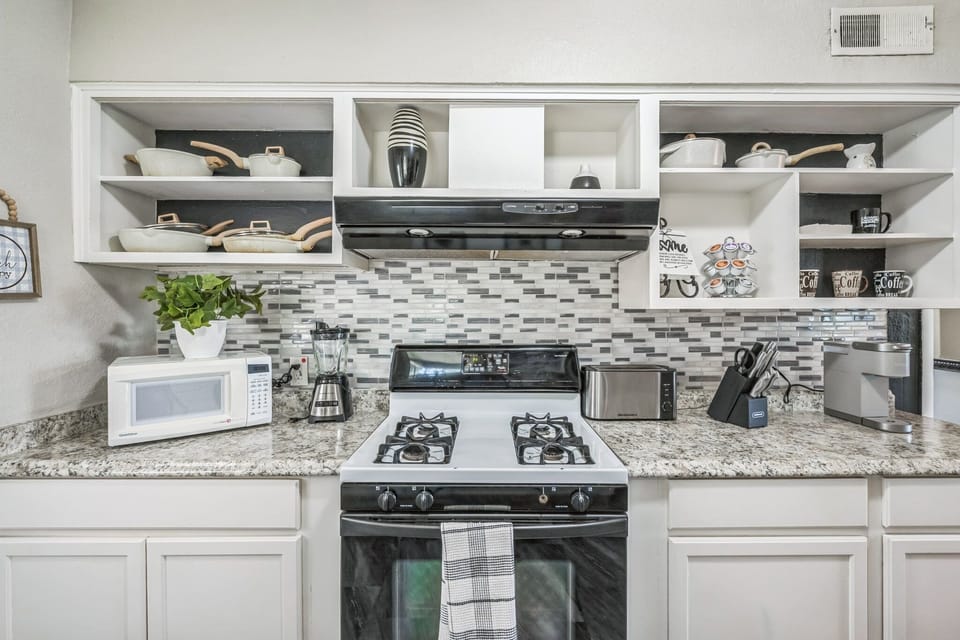 Indoors, Kitchen, Appliance, Microwave, Oven