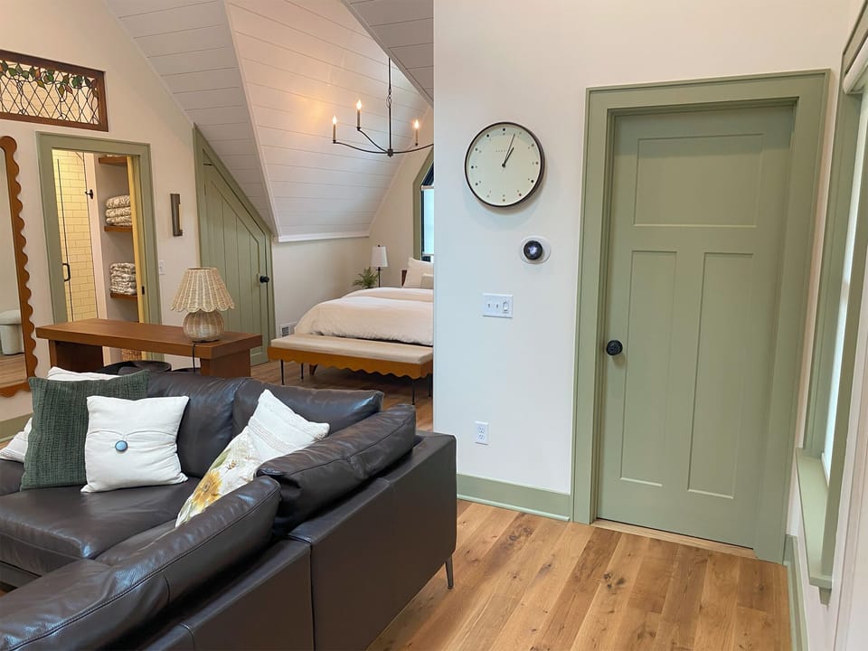 View of living/sleeping area