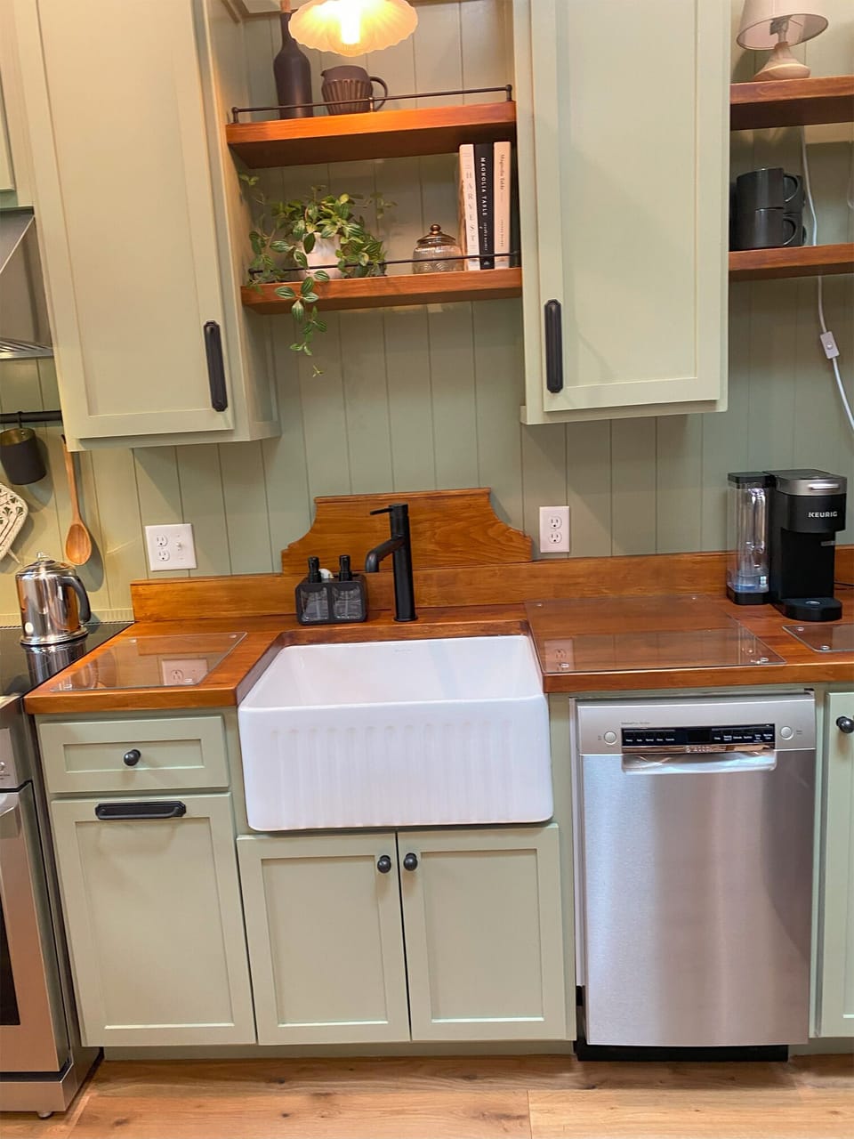 Farm sink and dishwasher for easy clean up.