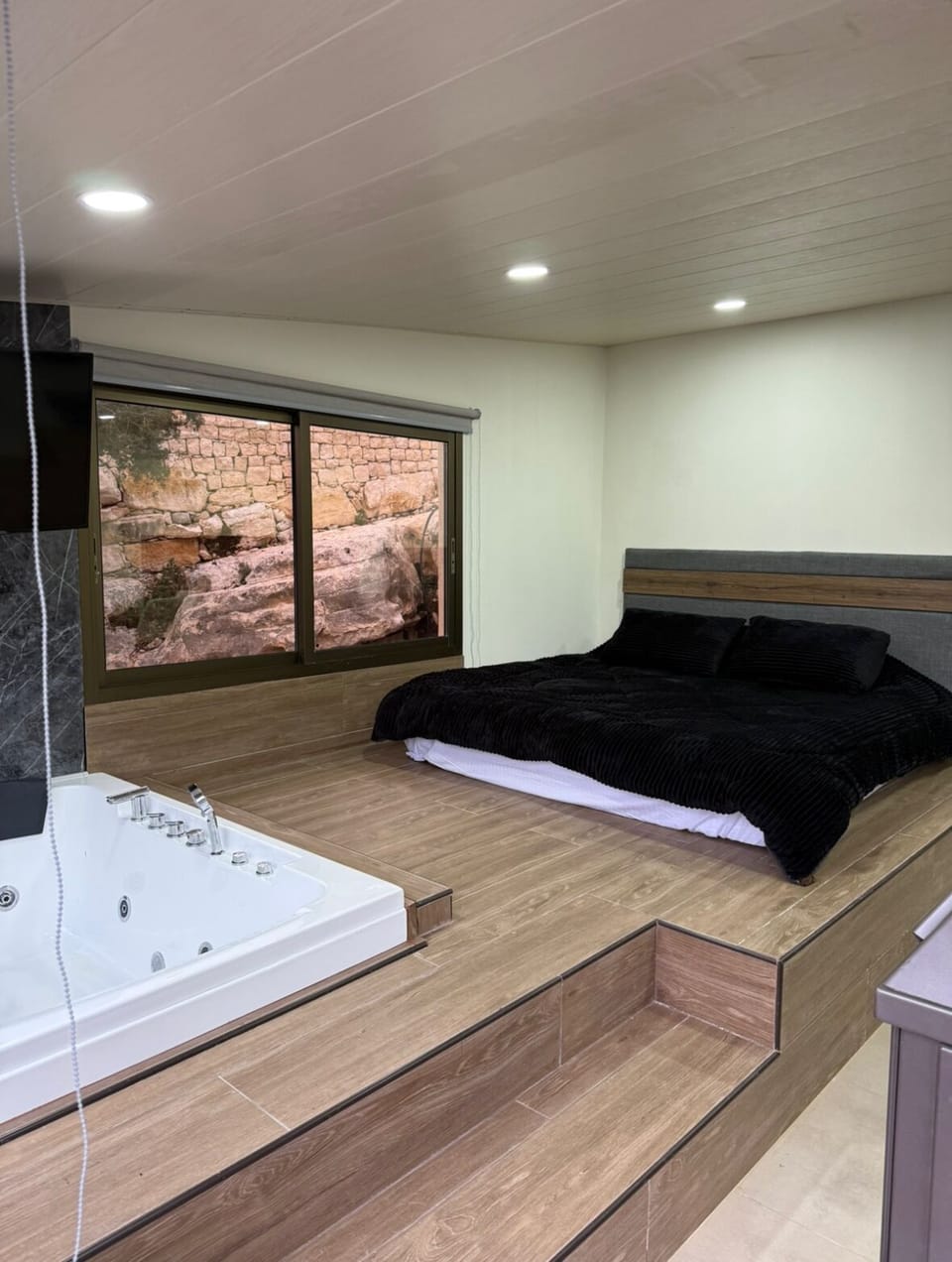 Luxury Apartment, Garden View | WiFi (free), individually furnished