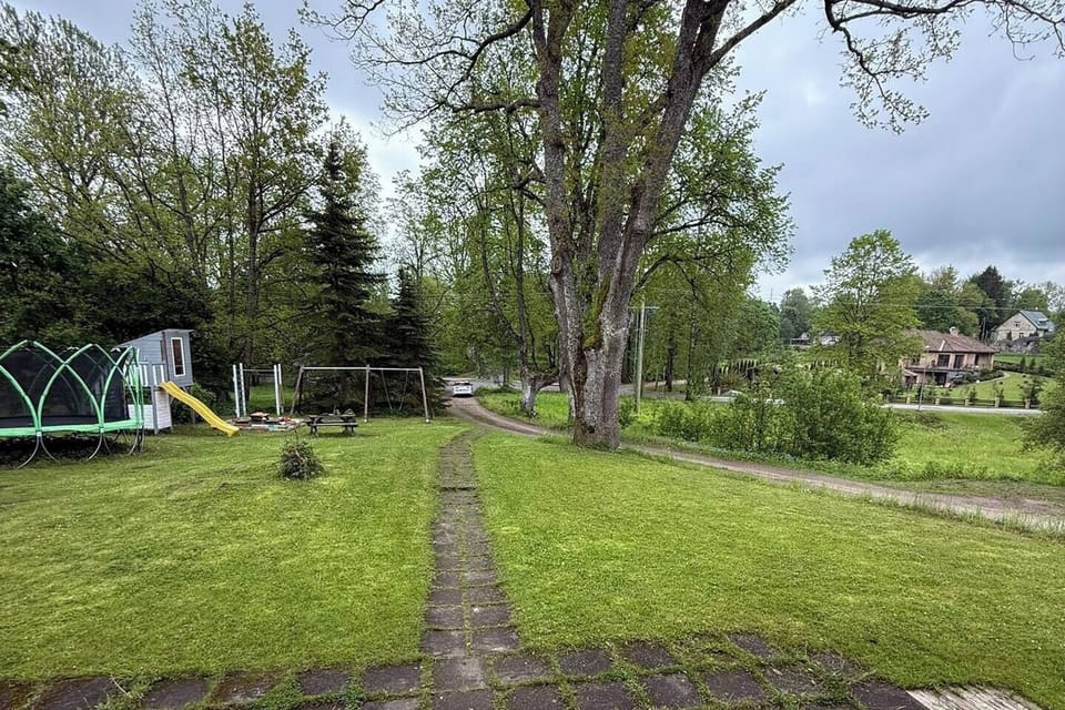9c51629a-cdab-4183-9299-be63963ca42c