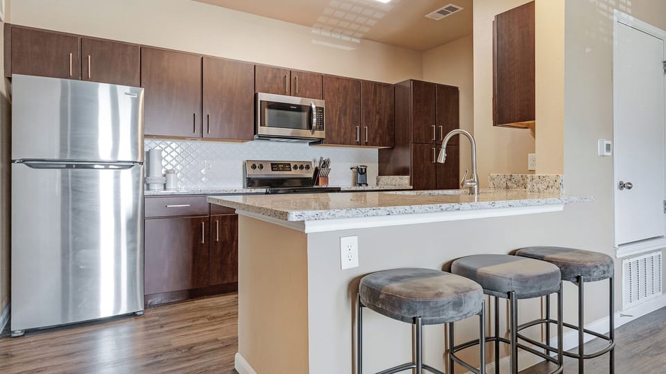 Apartment, 1 Bedroom | Private kitchen | Fridge, microwave, oven, stovetop