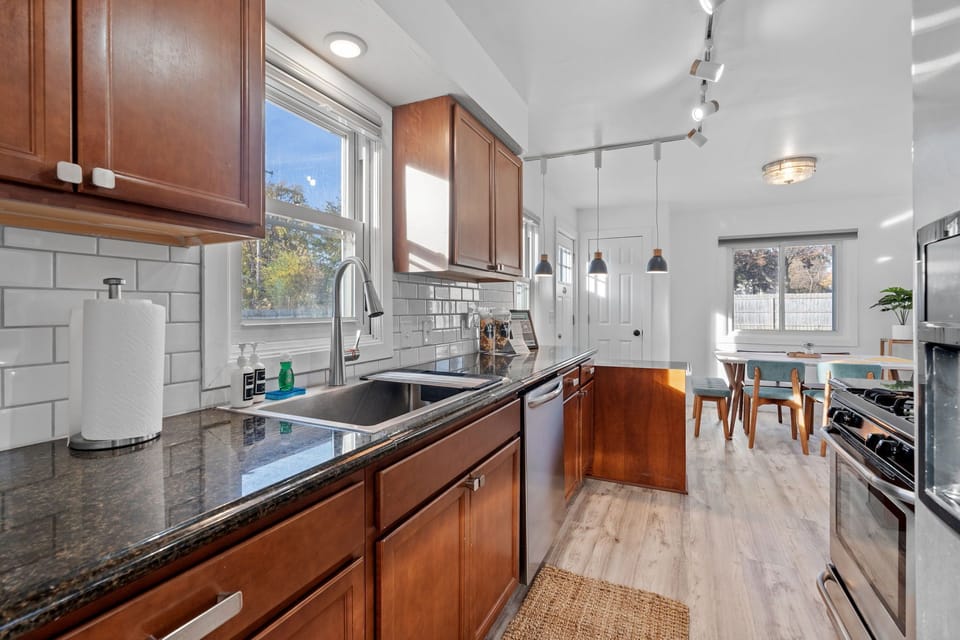 House (3 Bedrooms) | Property amenity