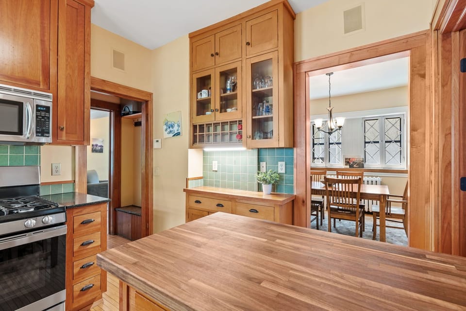 House (3 Bedrooms) | Property amenity