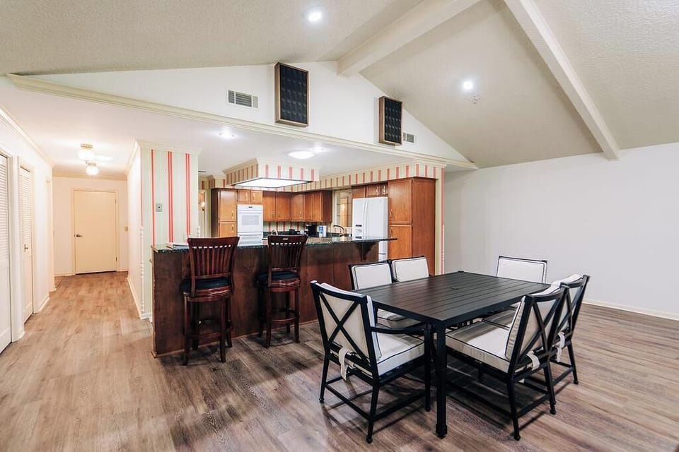 Open Concept Kitchen/ Living Room 