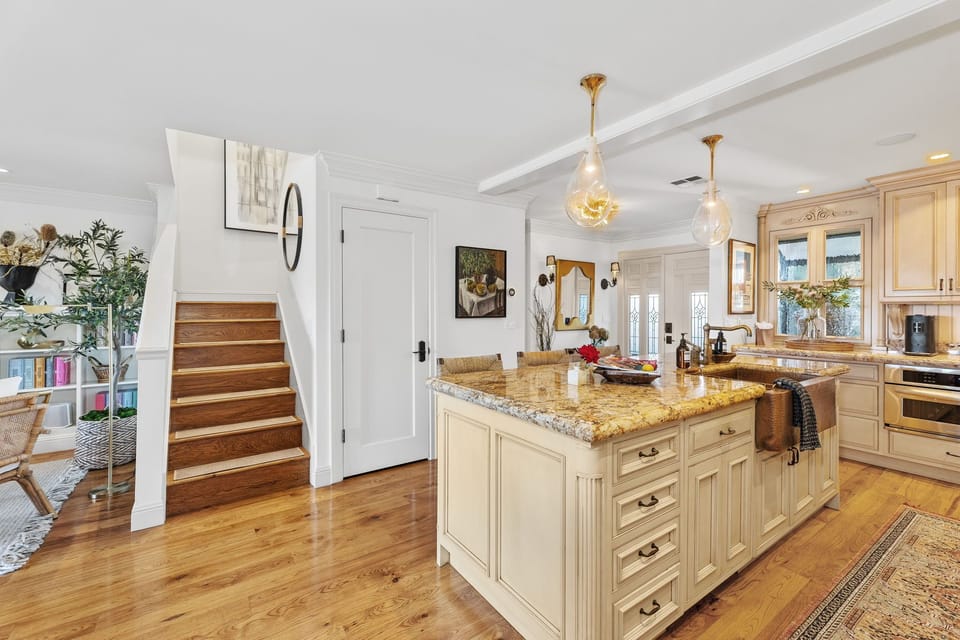 Kitchen/Stairway