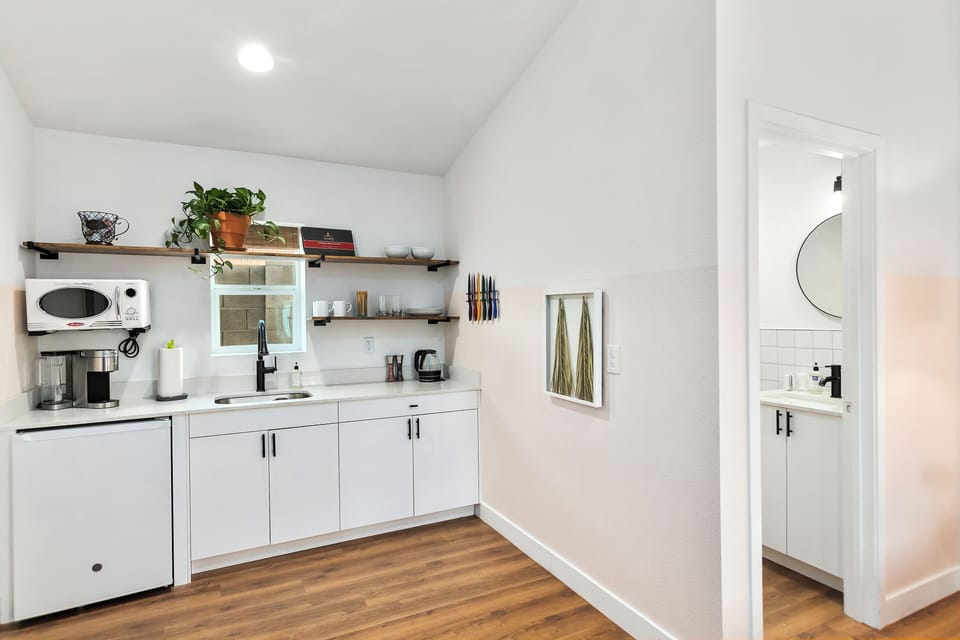 Private kitchenette