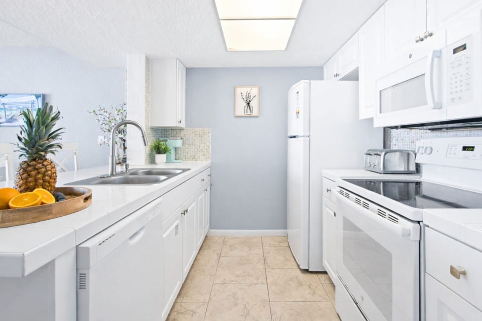 Plenty of counter space to prepare your favorite snacks and meals