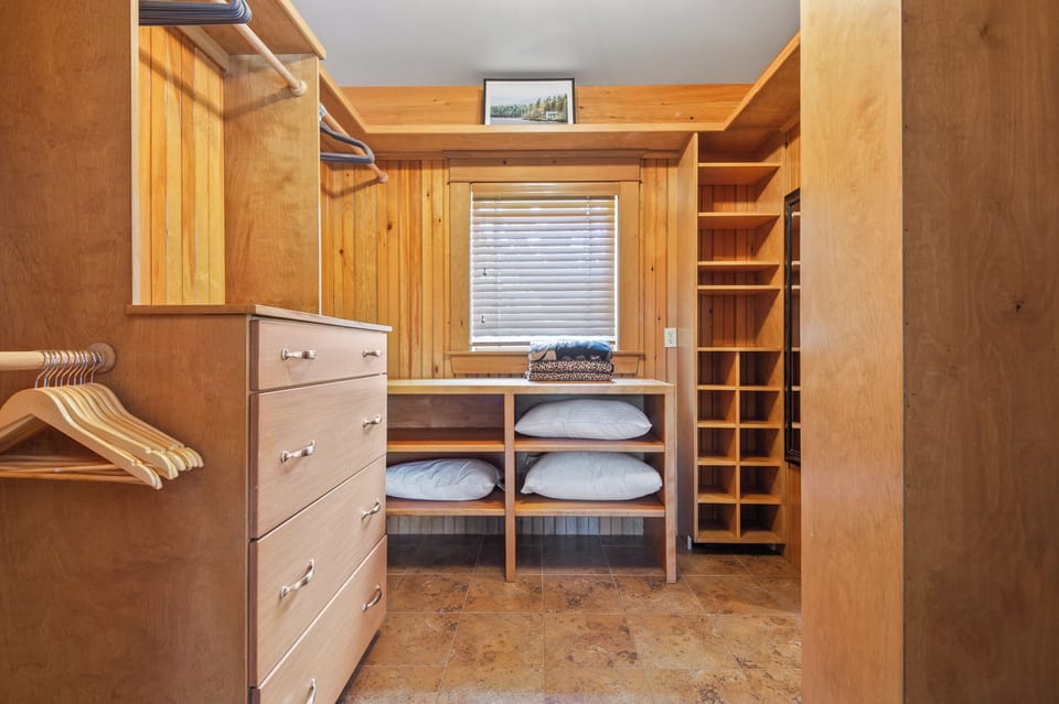 Master Bedroom Closet