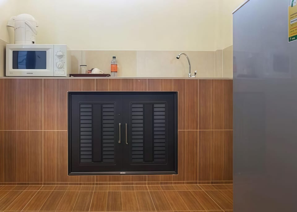 Exclusive Double Room, Balcony, Pool View | Private kitchen | Mini-fridge, electric kettle, eco-friendly cleaning products