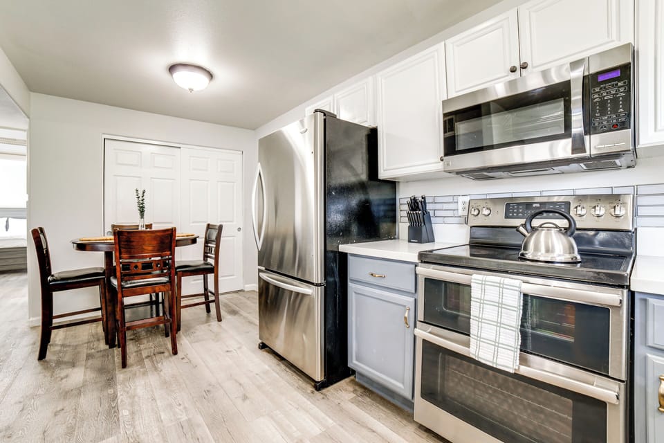 Kitchen | Cooking Basics | Drip Coffee Maker | Toaster