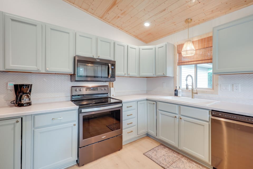 Kitchen | 1st Floor