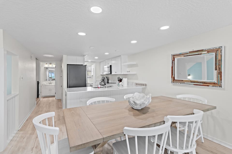 Dinning room seating for 8 - 10