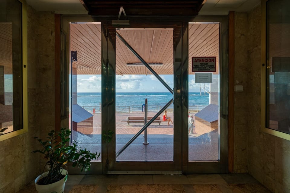 Entrance / Reception