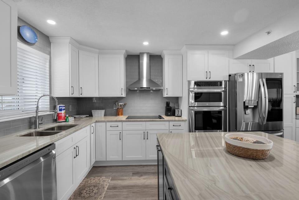 Beautifully Remodeled Kitchen