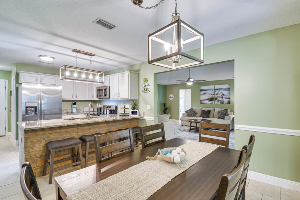 House (3 Bedrooms) | Interior