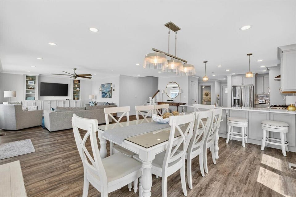Dining- 1st Floor
