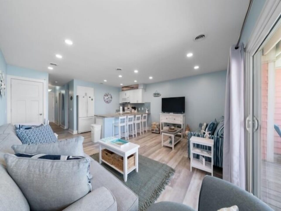 Architecture, Building, Furniture, Indoors, Living Room