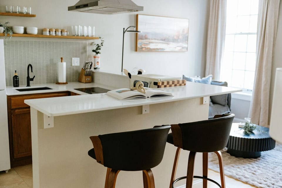 Eat in kitchen