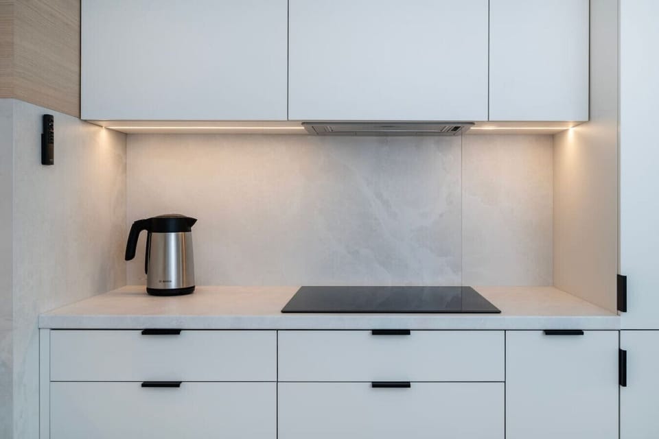 Spacious Kitchen – Fully Equipped for Home-Cooked Meals | Book Now with RENTUJEMY.COM