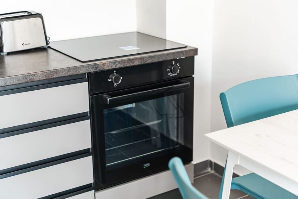 Fully-equipped kitchen details