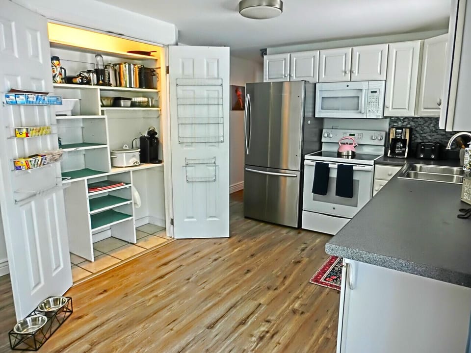 Open Kitchen with Plenty of Room for Storage