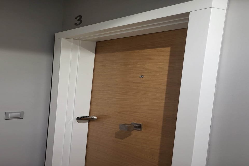 Entrance / Reception
