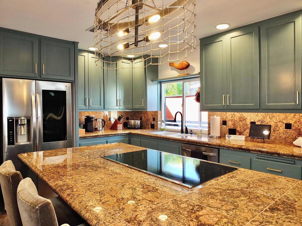 House, Multiple Beds, Patio (Naples Luxury 2BD ) | Private kitchen | Coffee/tea maker, fridge, microwave, oven