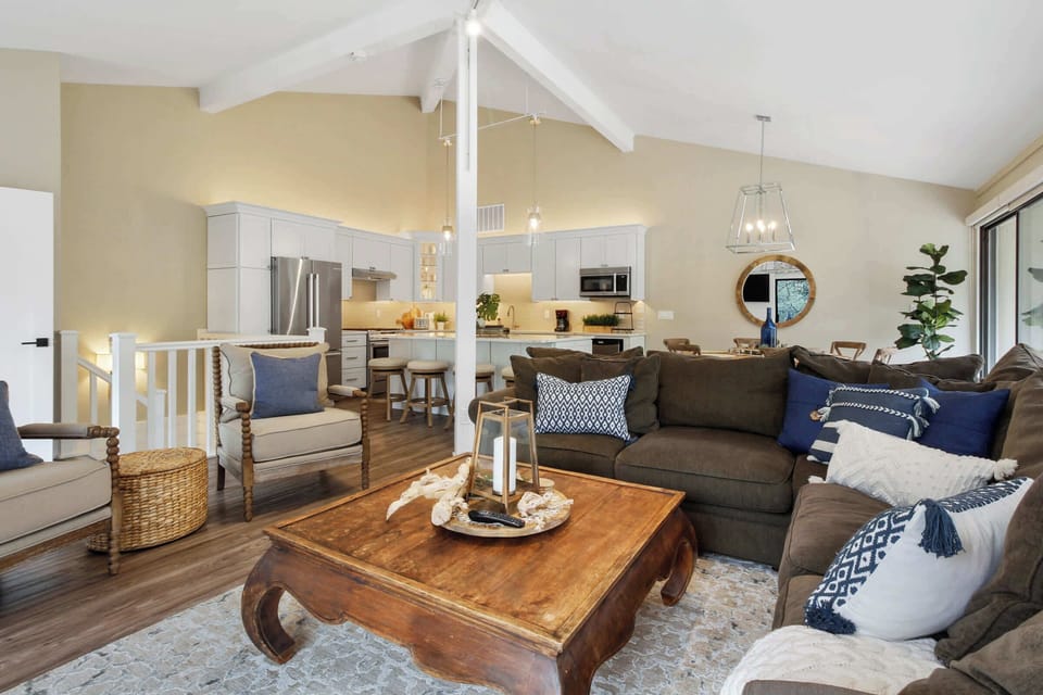 Condo, Multiple Beds, Patio, Garden View (All Decked Out at Abbey Springs) | Living area | 42-inch flat-screen TV with digital channels