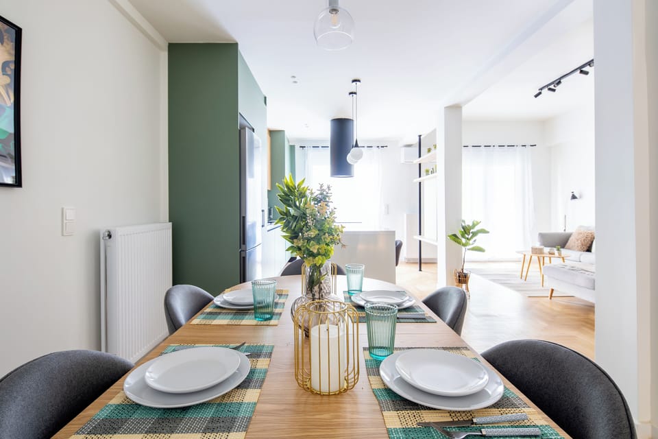 Apartment, 2 Bedrooms, Kitchen, City View | In-room dining
