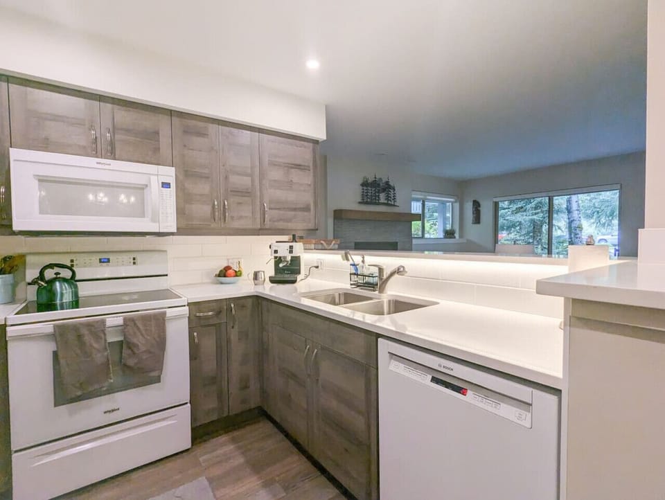 We spend time here ourselves, so the kitchen has pretty much everything you’ll need for cooking