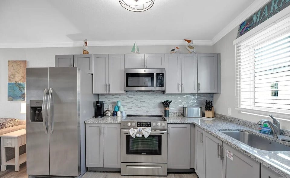 All kitchen essentials are provided.