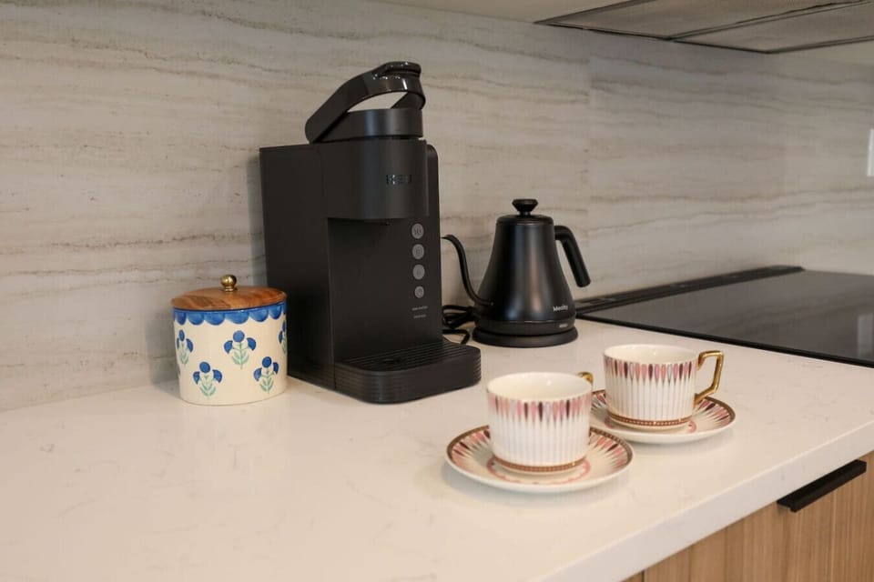 Keurig & Kettle