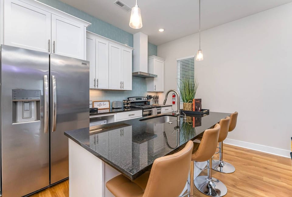 Middle floor kitchen, made for cooks and non cooks!
