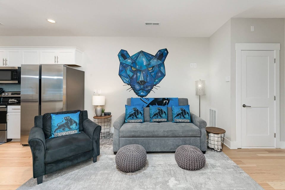 Bottom floor living area with sleeper sofa