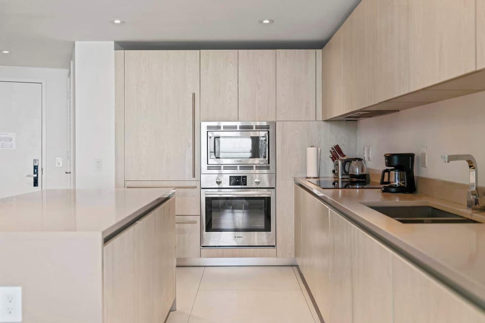 Condo, 1 King Bed, Balcony, Ocean View (Sunny Balcony) | Private kitchen | Coffee/tea maker, fridge, microwave, oven