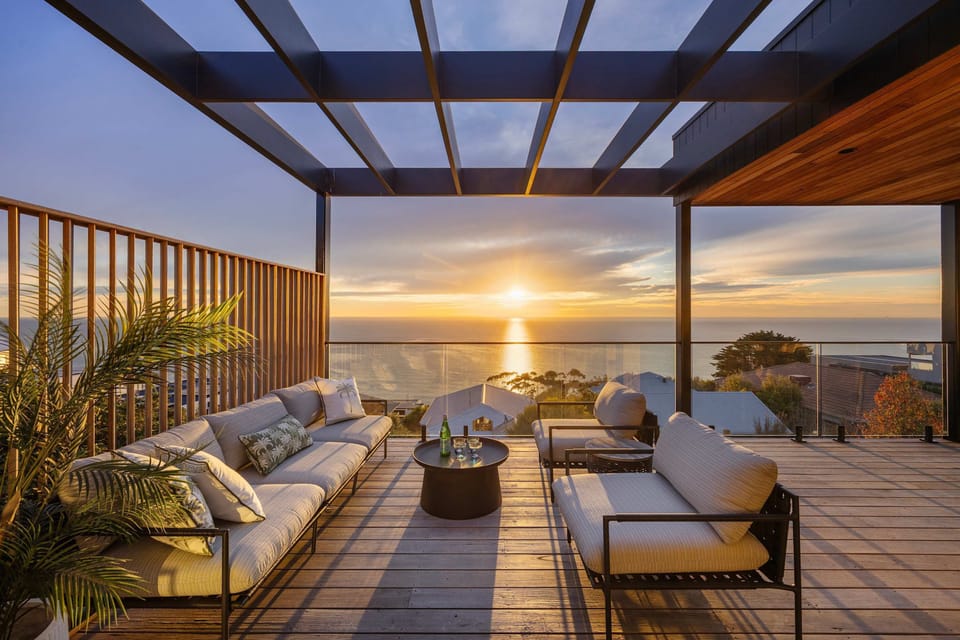 House | 5 bedrooms, high-speed internet