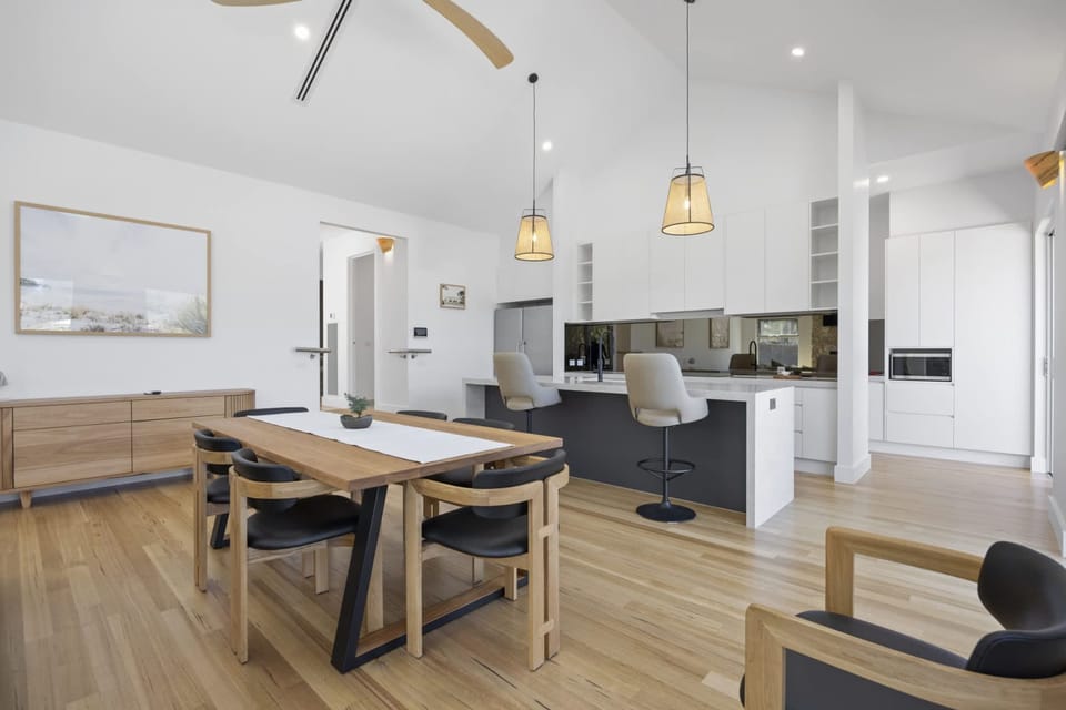 House | 4 bedrooms, high-speed internet