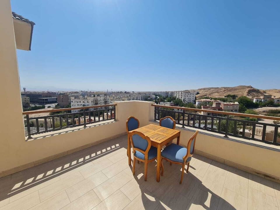 Huge terrace with city & mountain view