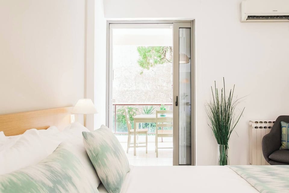 Bedroom &amp; balcony door