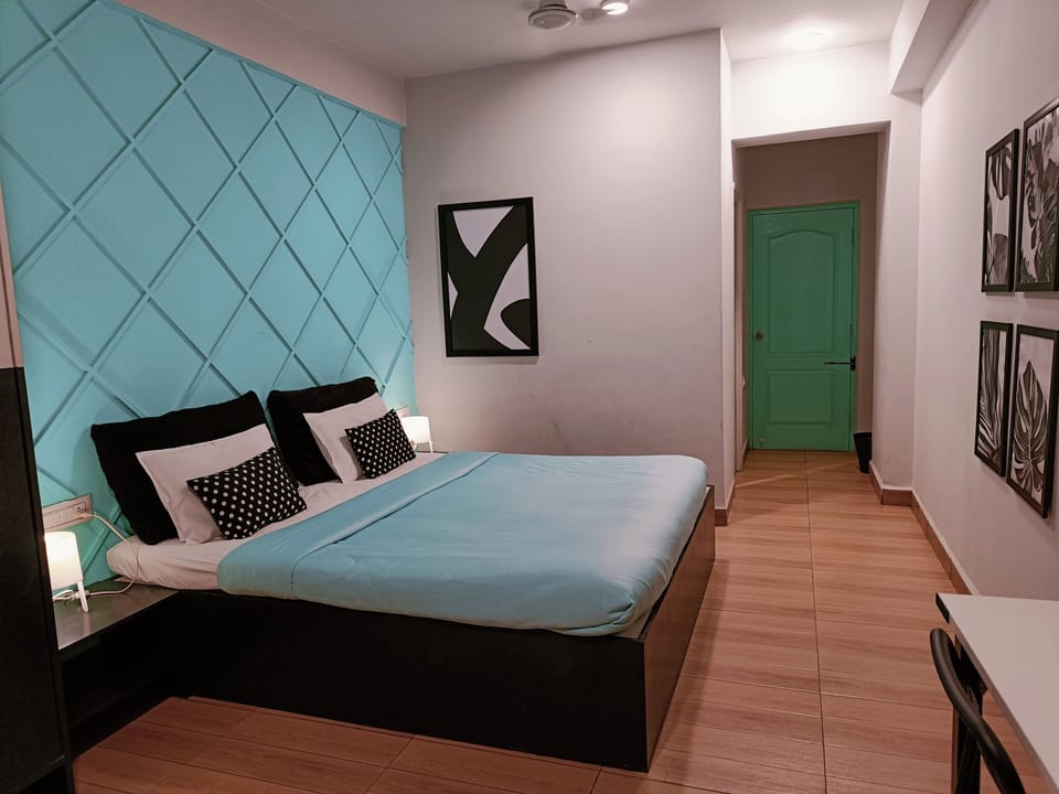 Deluxe Double Room | Premium bedding, memory foam beds, desk, soundproofing