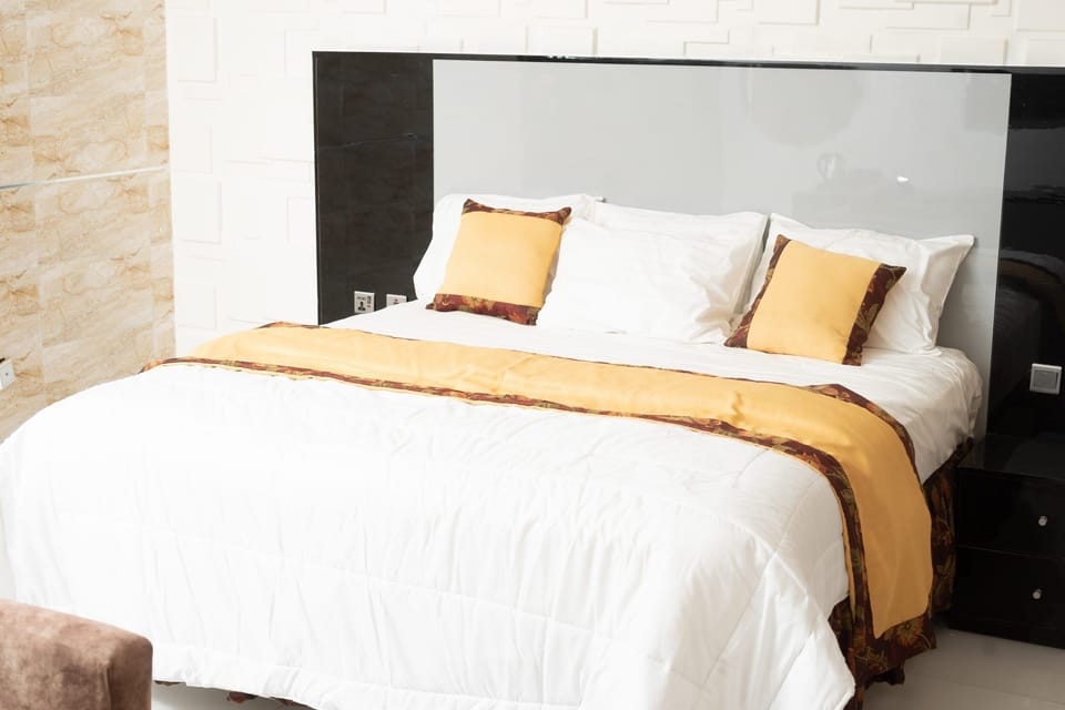 Standard Single Room, Balcony | Free WiFi