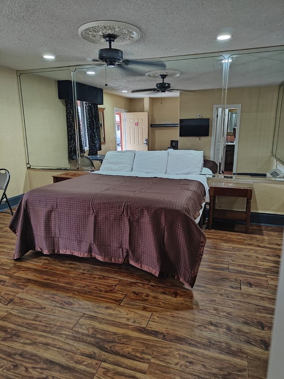 Deluxe Room | WiFi (free)