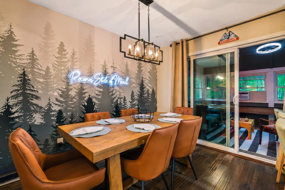 Dining room for group meals