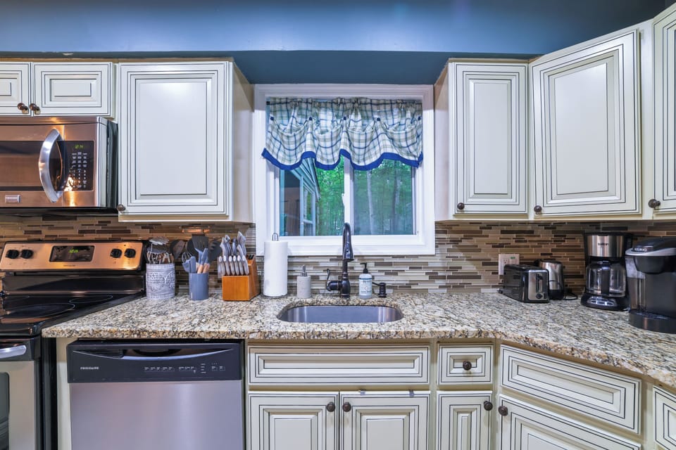 Fully stocked kitchen