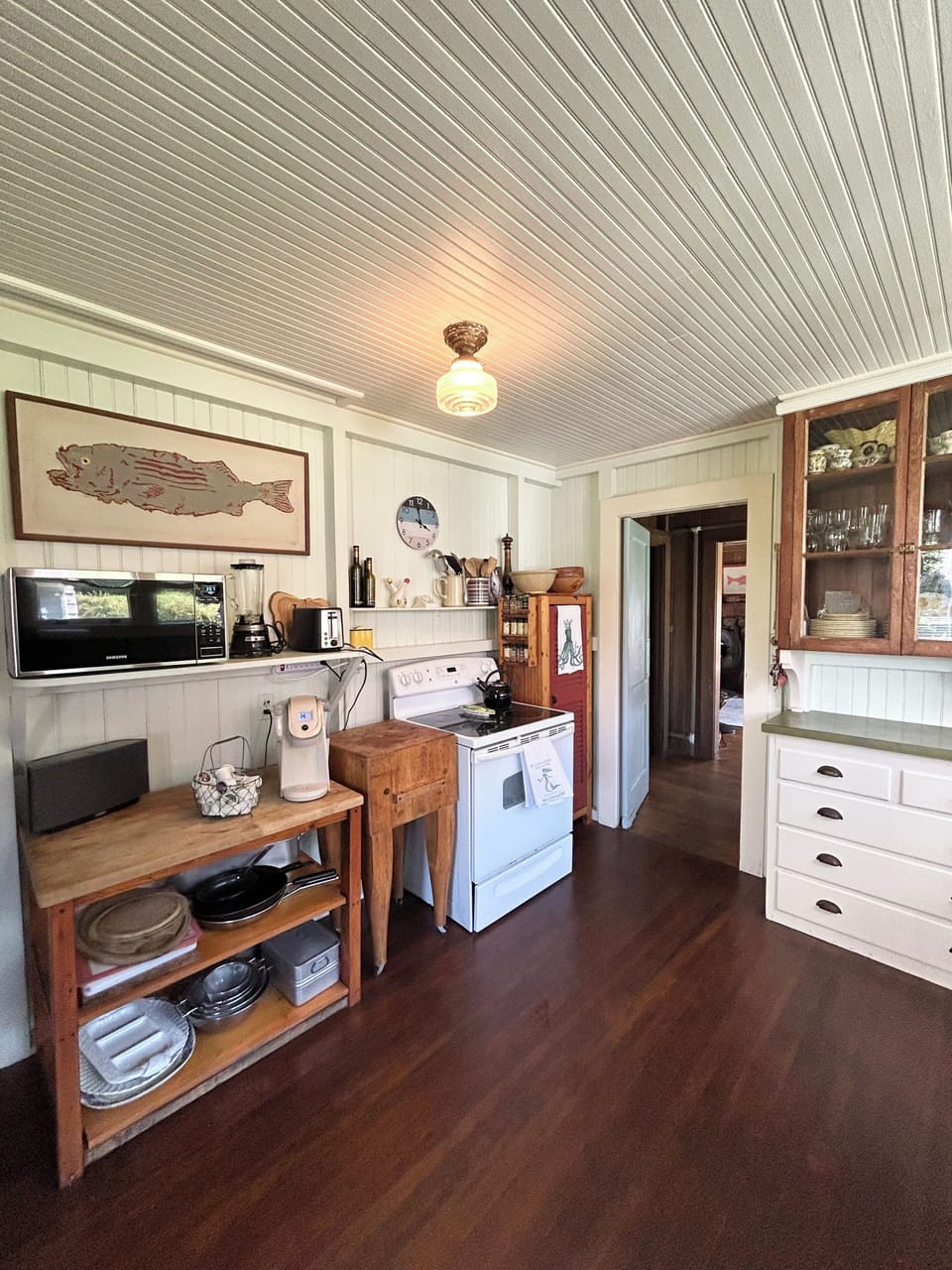 Kitchen leading to the Family Room